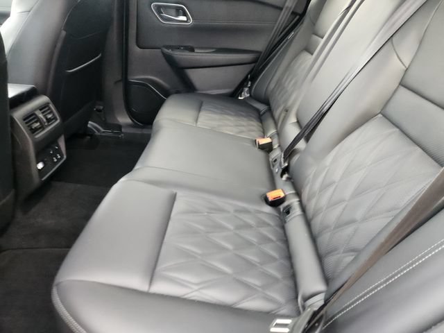 Used 2024 Nissan Rogue Platinum w/ Platinum Premium Package AWD/4WD image 30