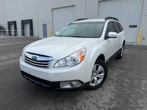 Used 2012 Subaru Outback 2.5i Premium image 2