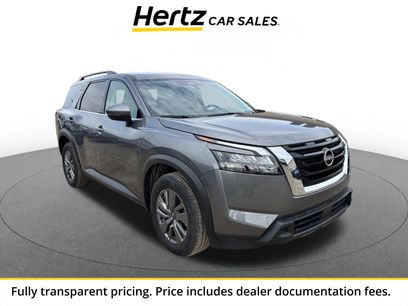Used 2025 Nissan Pathfinder SV