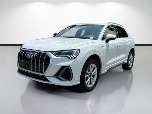 Used 2025 Audi Q3 2.0T Premium AWD/4WD image 7