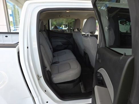 Used 2022 Chevrolet Colorado W/T w/ Custom Special Edition AWD/4WD image 45