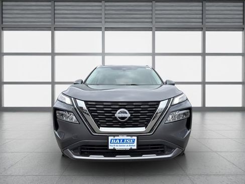 Used 2023 Nissan Rogue SL AWD/4WD image 3