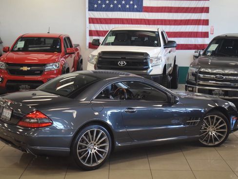 Used 2012 Mercedes-Benz SL 550 SL 550 2dr Convertible image 29