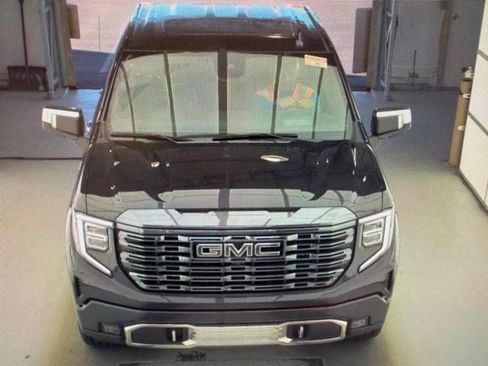 Used 2023 GMC Sierra 1500 Denali Ultimate AWD/4WD image 13