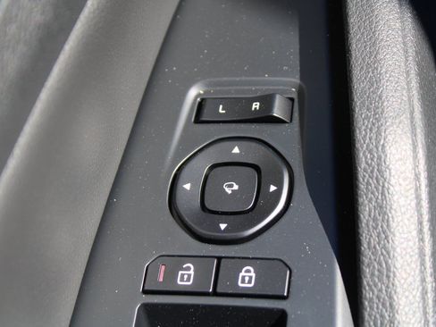 New 2026 Kia Sportage SX image 21