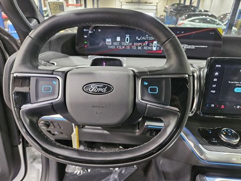 New 2025 Ford Expedition Max Platinum w/ Stealth Performance Package image 30