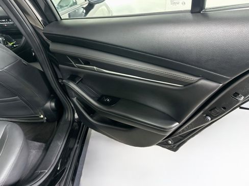Used 2025 MAZDA MAZDA3 s FWD image 29