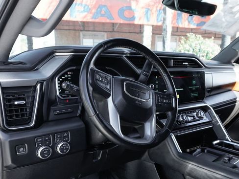 Used 2024 GMC Sierra 3500 Denali w/ Denali Reserve Package AWD/4WD image 21