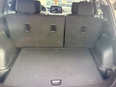 Used 2024 Chevrolet Blazer LT w/ Driver Confidence Package image 9