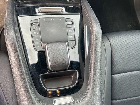 Used 2024 Mercedes-Benz GLE 450e 4MATIC image 13
