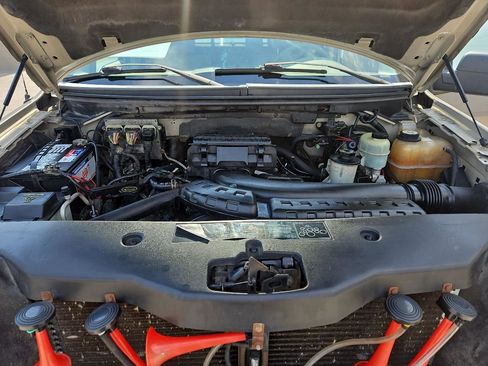 Used 2004 Ford F150 Lariat image 6