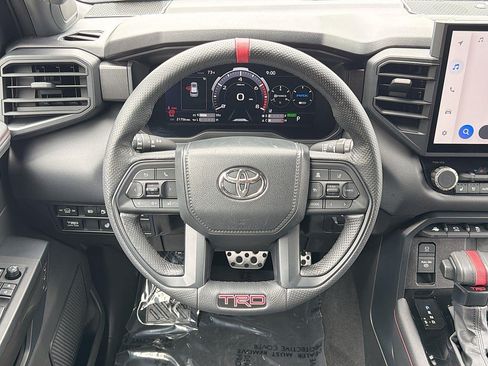 Used 2025 Toyota Sequoia TRD Pro AWD/4WD image 8