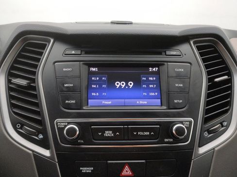 Used 2018 Hyundai Santa Fe Sport image 25