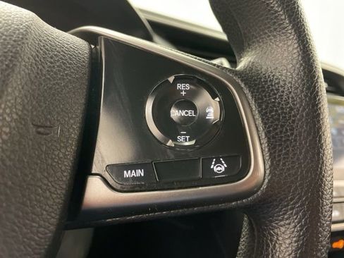 Used 2019 Honda Civic EX image 17