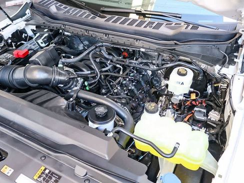 New 2026 Ford F250 XL w/ XL Chrome Package RWD image 33