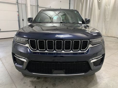Used 2024 Jeep Grand Cherokee Limited AWD/4WD image 15
