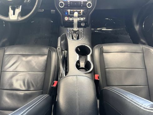 Used 2017 Ford Mustang GT Premium w/ Black Accent Package RWD image 24