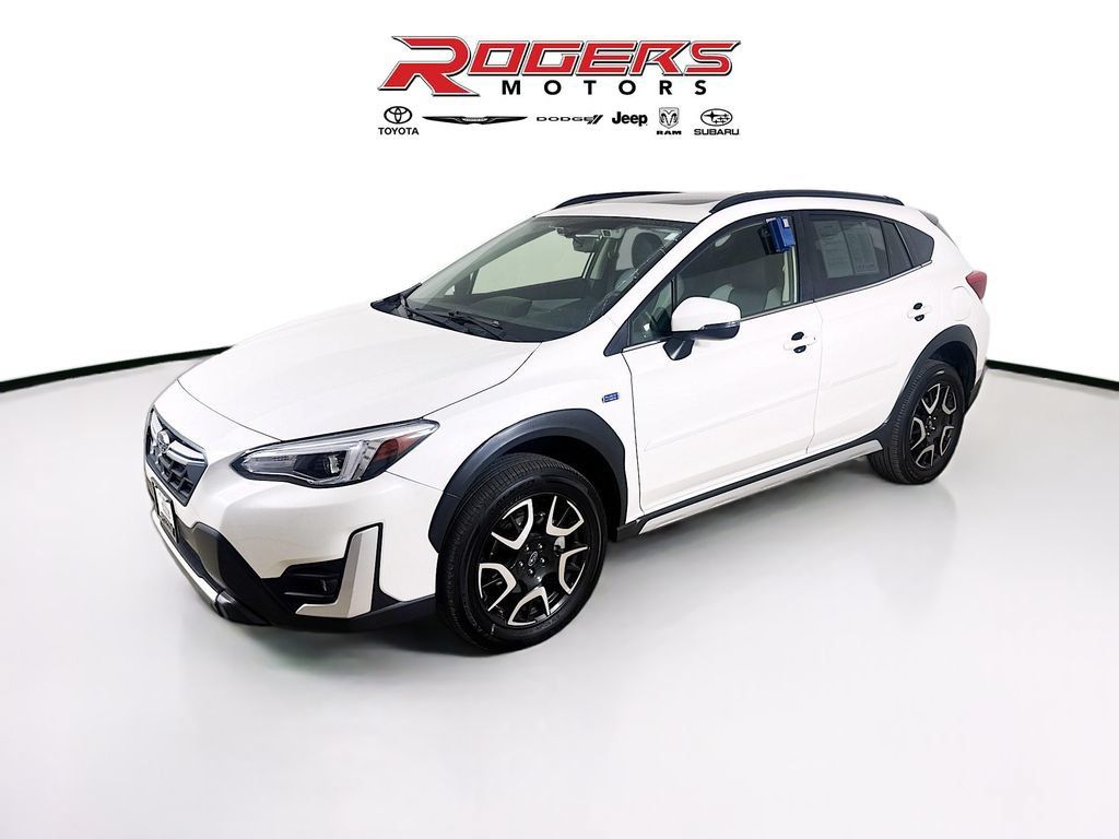 Used 2023 Subaru Crosstrek Hybrid w/ Moonroof Package w/Navigation AWD/4WD image 3