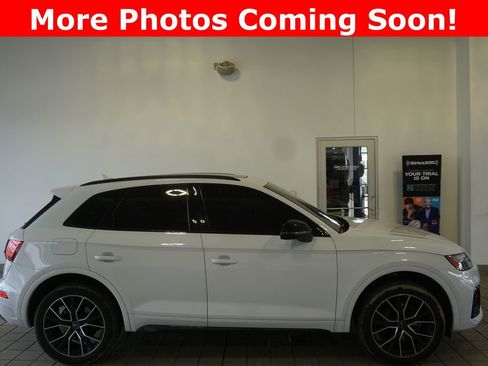 Used 2021 Audi SQ5 Premium Plus w/ Premium Plus Package AWD/4WD image 2