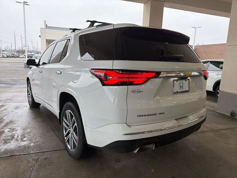 Used 2023 Chevrolet Traverse High Country w/ LPO, Floor Liner Package image 3