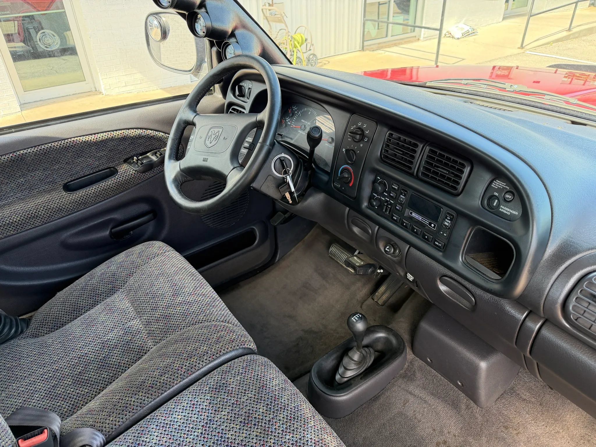 Used 1999 Dodge Ram 2500 Truck 4x4 Quad Cab image 10
