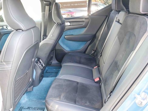 Used 2023 Volvo XC40 Recharge Plus w/ Protection Package Premier AWD/4WD image 19