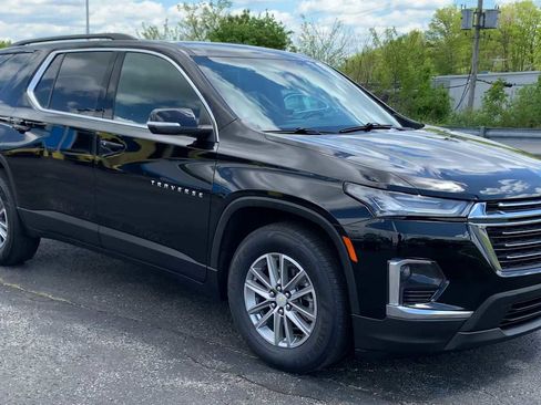Certified 2023 Chevrolet Traverse LT w/ LPO, Floor Liner Package AWD/4WD image 2