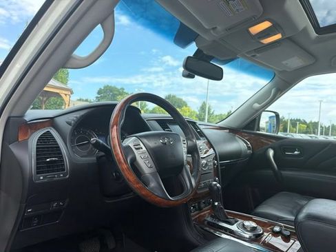 Used 2015 INFINITI QX80 4WD w/ Deluxe Technology Package image 7