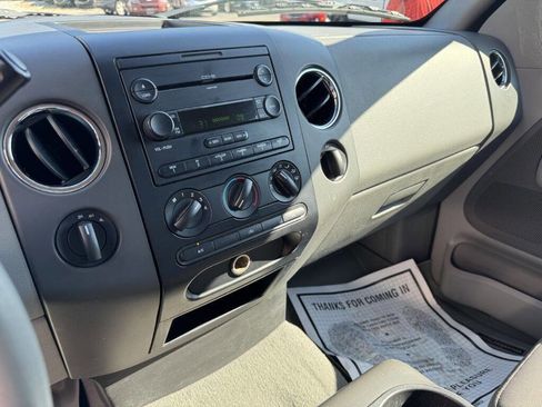 Used 2006 Ford F150 XLT image 15