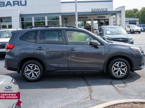 Certified 2023 Subaru Forester Premium AWD/4WD image 2