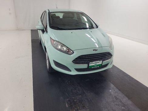 Used 2018 Ford Fiesta SE FWD image 14