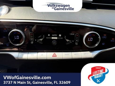Used 2024 Genesis GV70 2.5T AWD/4WD image 24