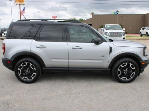 Used 2021 Ford Bronco Sport Outer Banks w/ Outer Banks Package AWD/4WD image 4