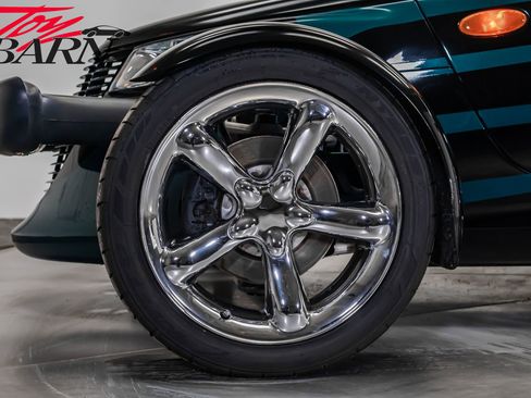 Used 2000 Plymouth Prowler image 21