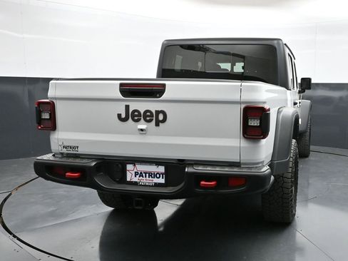 Used 2023 Jeep Gladiator Rubicon w/ LED Lighting Group AWD/4WD image 2