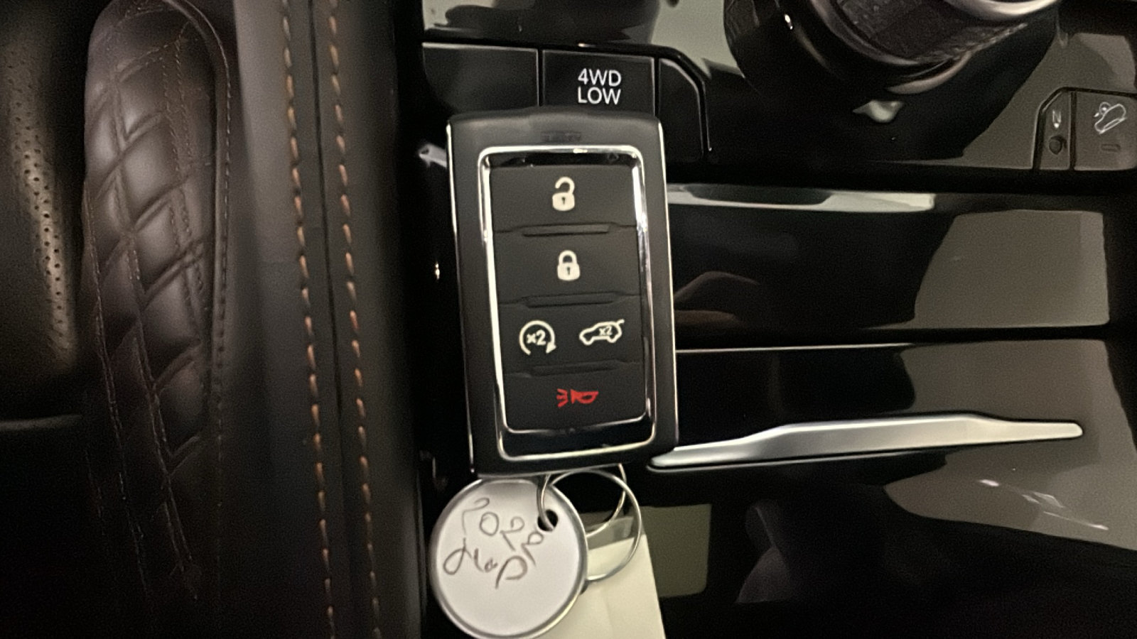 Used 2022 Jeep Grand Cherokee Summit AWD/4WD image 25