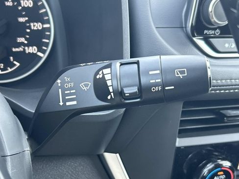 New 2026 Nissan Rogue SV AWD/4WD image 31
