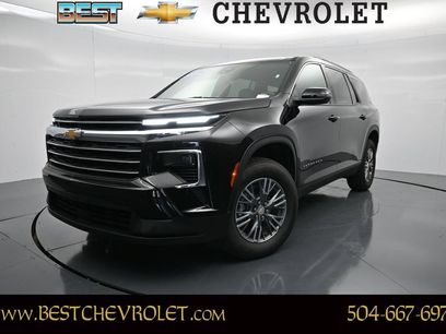 Used 2025 Chevrolet Traverse LT