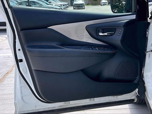 Used 2018 Nissan Murano SL AWD/4WD image 19
