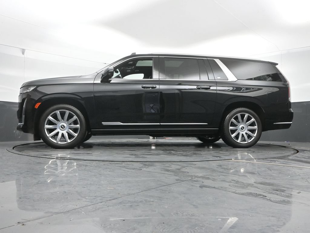 Used 2024 Cadillac Escalade ESV Premium Luxury Platinum AWD/4WD image 47