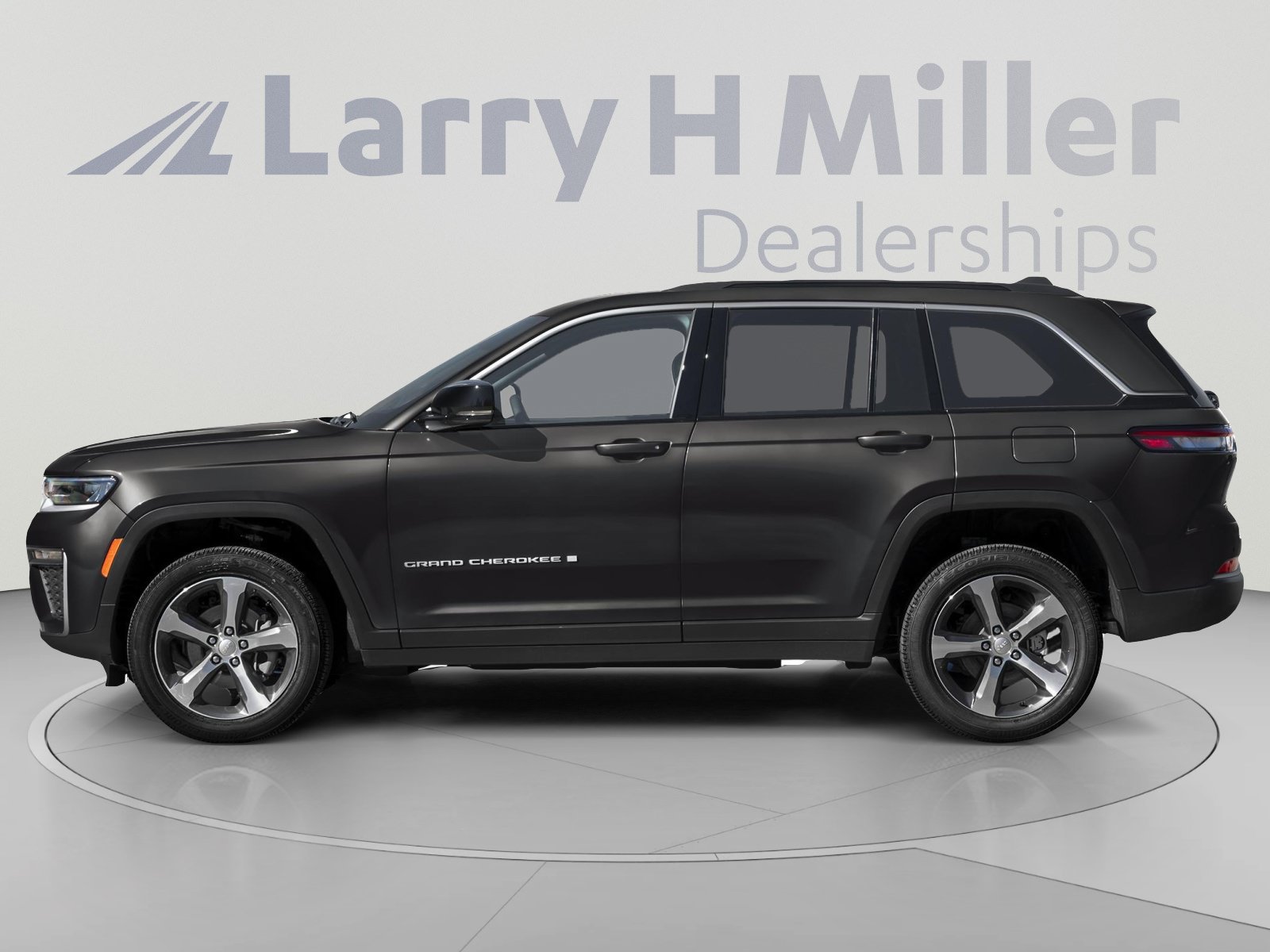New 2026 Jeep Grand Cherokee Limited AWD/4WD image 3