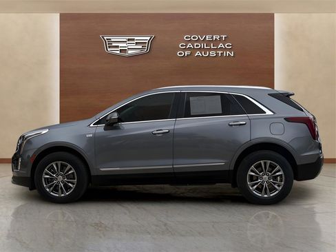 Used 2021 Cadillac XT5 Premium Luxury w/ LPO, Floor Liner Package image 2