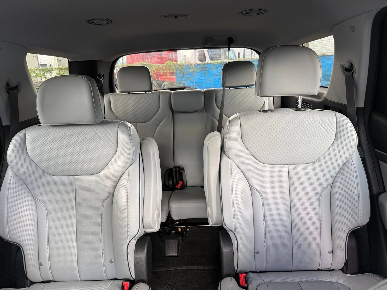 Used 2025 Hyundai Palisade SEL FWD image 38
