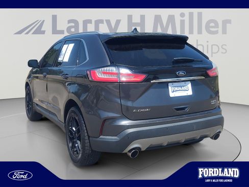 Used 2019 Ford Edge SEL w/ Equipment Group 201A AWD/4WD image 3