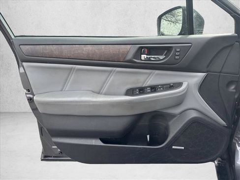 Used 2019 Subaru Outback 2.5i Limited w/ Popular Package #2 image 12