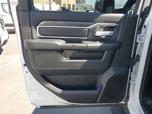 Used 2021 RAM 2500 Big Horn w/ Night Edition image 15