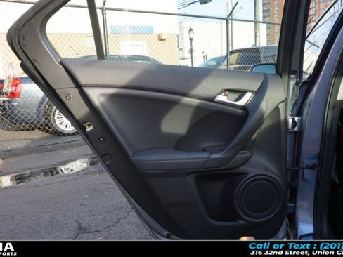 Used 2011 Acura TSX w/ Technology Package image 26