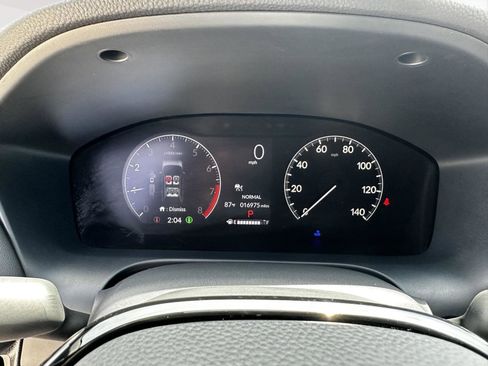 Certified 2025 Honda HR-V Sport image 13