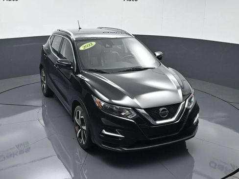 Used 2022 Nissan Rogue Sport SL AWD/4WD image 45