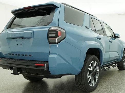 New 2026 Toyota 4Runner TRD Sport Premium AWD/4WD image 9